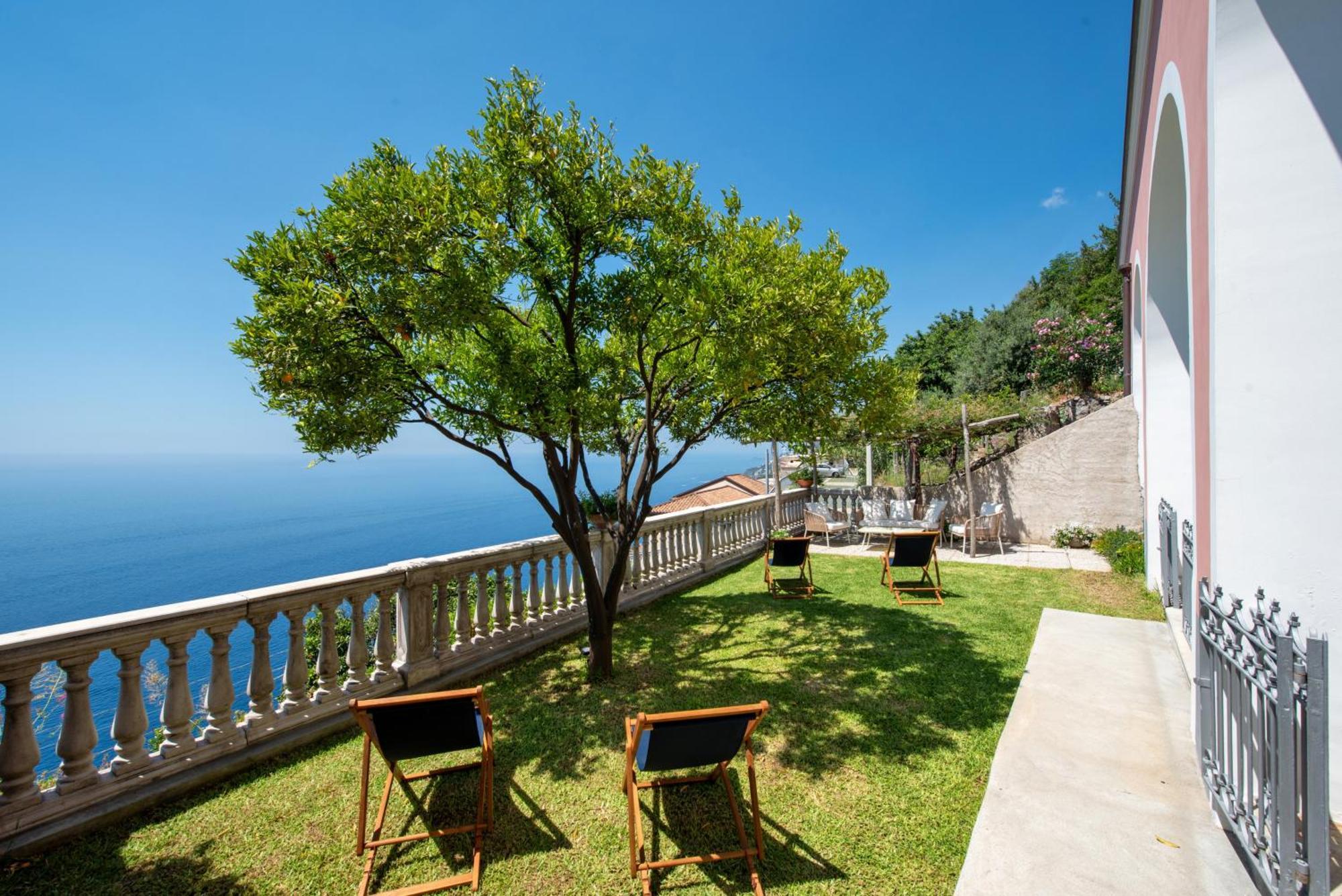 Villa Belvedere Amodeo - Terrace, Seaview, Wifi コンカ・デイ・マリーニ エクステリア 写真